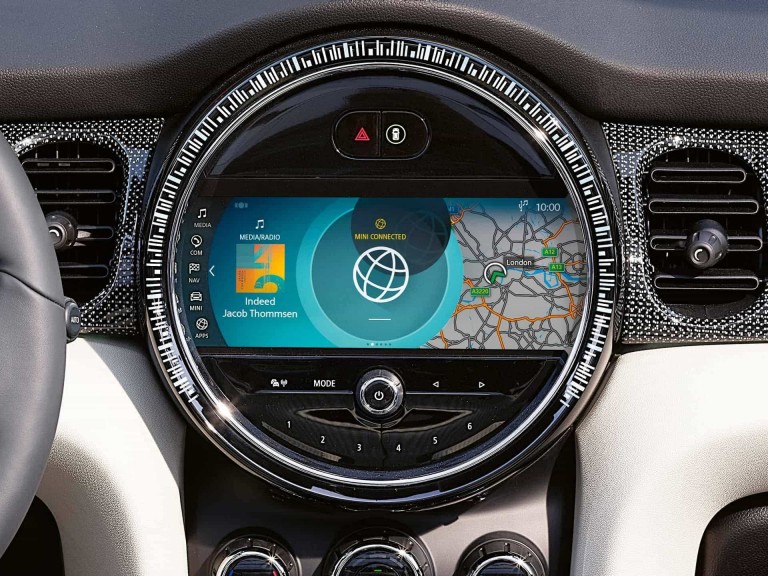 MINI Connected - MINI cockpit - voice recognition